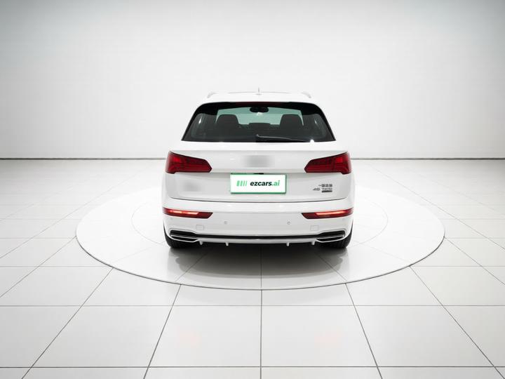 Q5L 2020 45 TFSI Exclusive Fashion photo 5