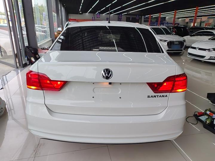 Santana 2019 1.5L AT China VI photo 3