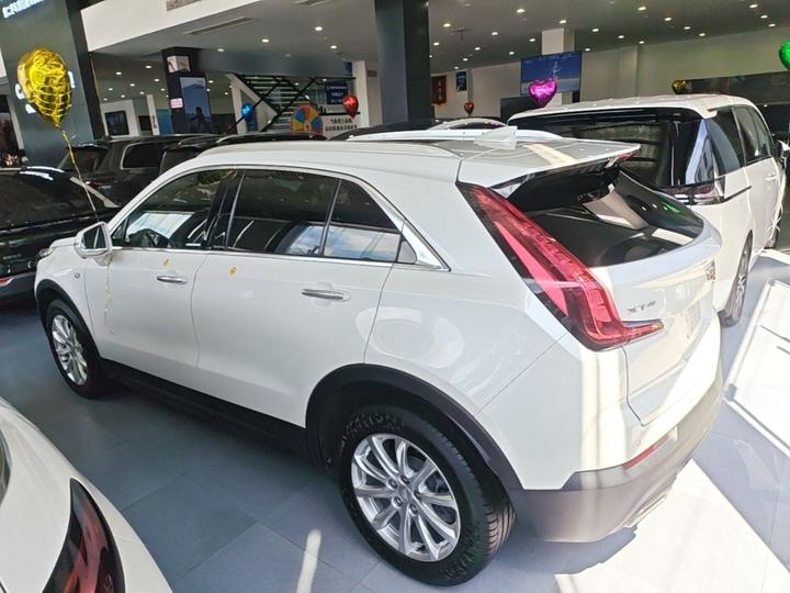 XT4 2020 Facelift 28T RWD Tech photo 4