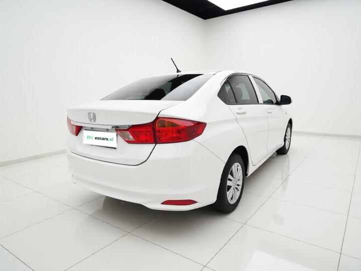 2017 1.5L CVT Comfort photo 4