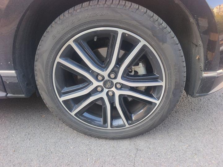Edge 2020 EcoBoost 245 RWD 7-Seater photo 8