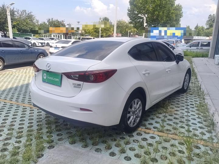 3 Axela 2016 Sedan 1.5L MT Comfort photo 4