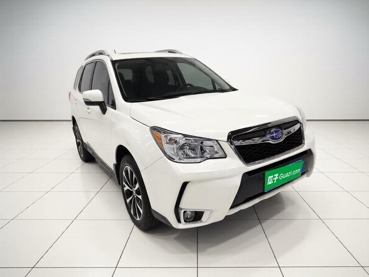 Forester 2015 2.0i Anniversary Edition photo 3