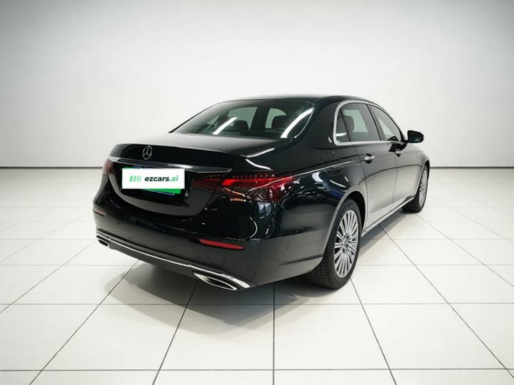 E-Class 2023 Facelift E 300 L Luxury photo 4