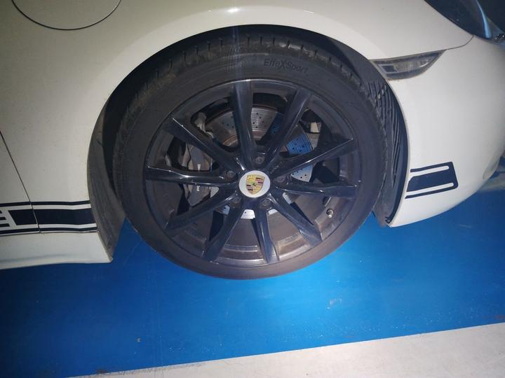 718 2020 Boxster 2.0T photo 8