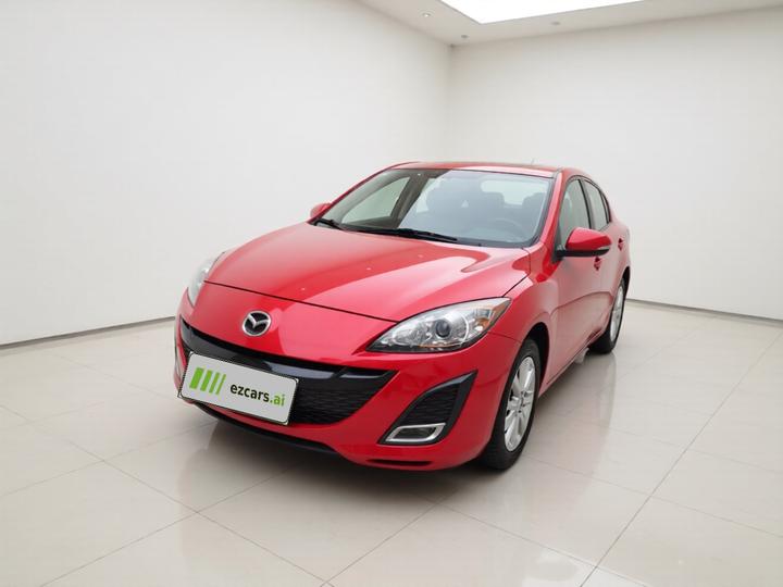 3 2011 Sedan 2.0L AT Luxury