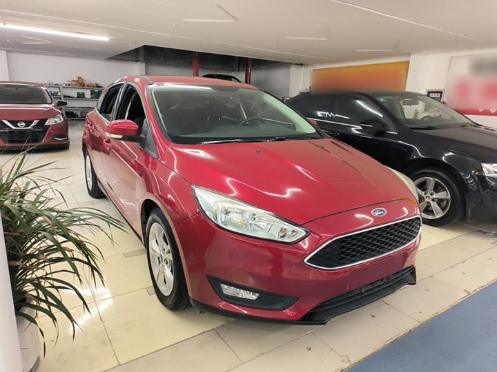 Focus 2017 Hatchback 1.6L AT Comfort photo 3
