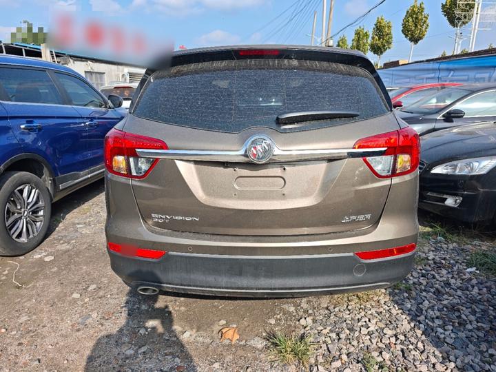 Envision 2017 20T RWD Leading photo 5