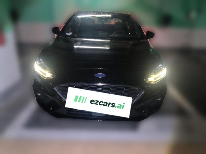 Focus 2020 Sedan EcoBoost 180 AT ST Line photo 2