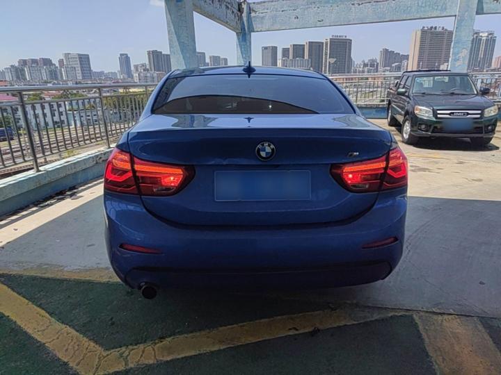 1 Series 2017 118i Sport photo 3