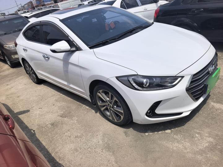 Elantra 2016 1.6L AT Smart Elite photo 3