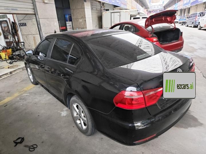 Lavida 2013 Facelift Classic 1.6L AT photo 4