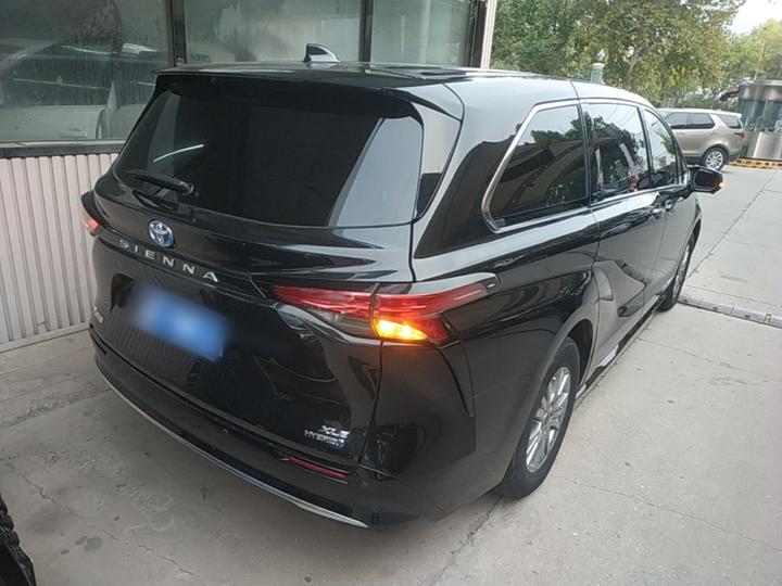 Sienna 2021 2.5L Hybrid Luxury photo 6