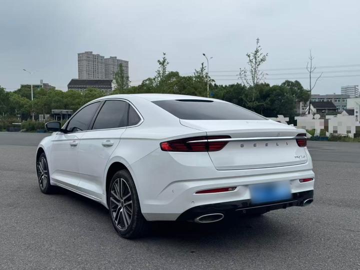 Preface 2021 Facelift 2.0TD Premium photo 4