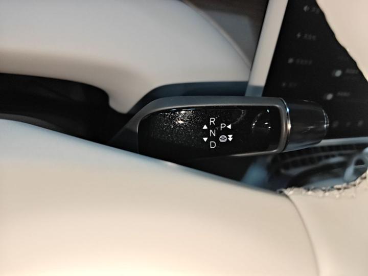 G7 2026 EV 602 Max Flagship photo 5
