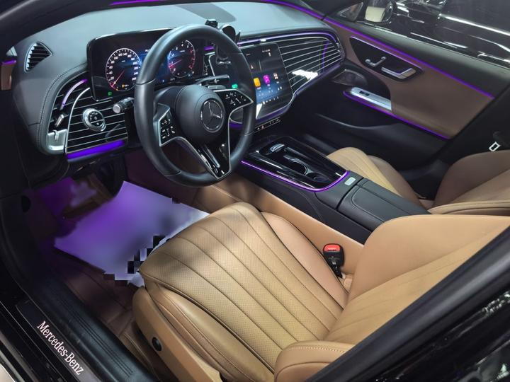 E-Class 2024 E 260 L photo 8