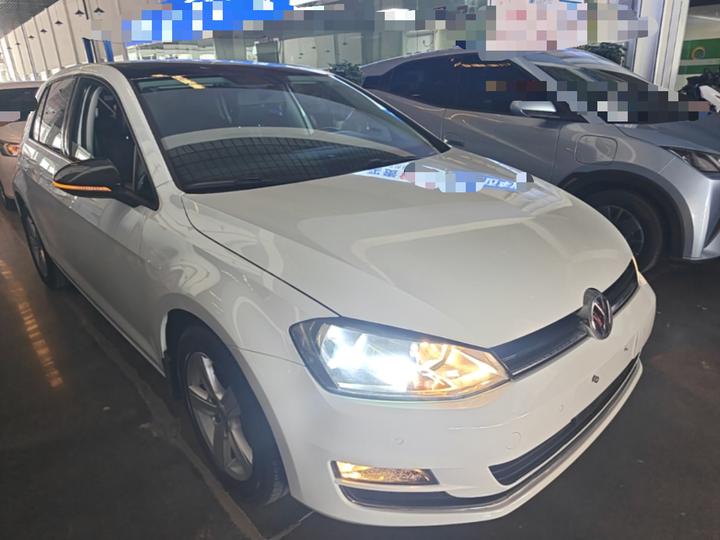 Golf 2017 230TSI AT Comfort Anniversary Edition photo 3
