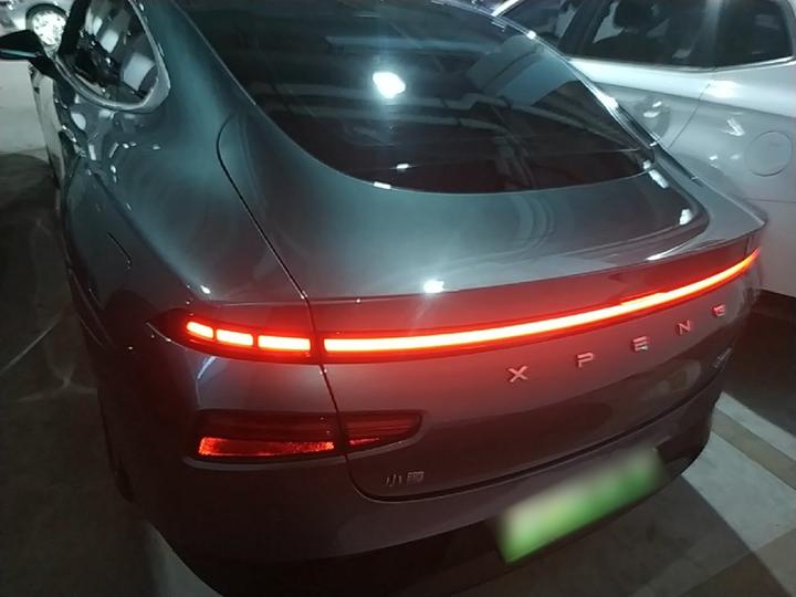 P7 2023 P7i 702 Pro photo 3