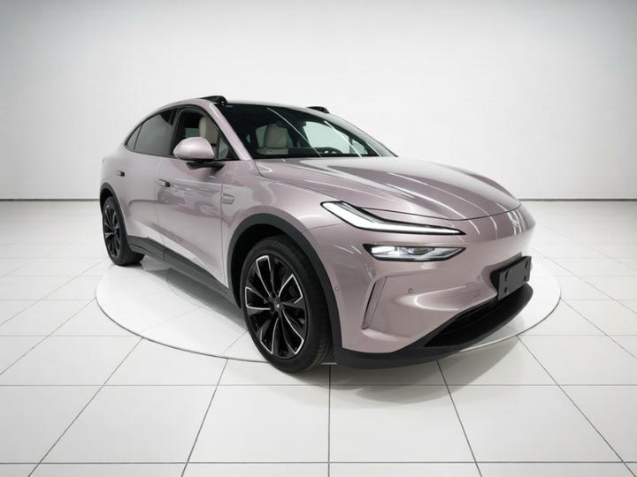 L60 2025 60kWh AWD photo 3