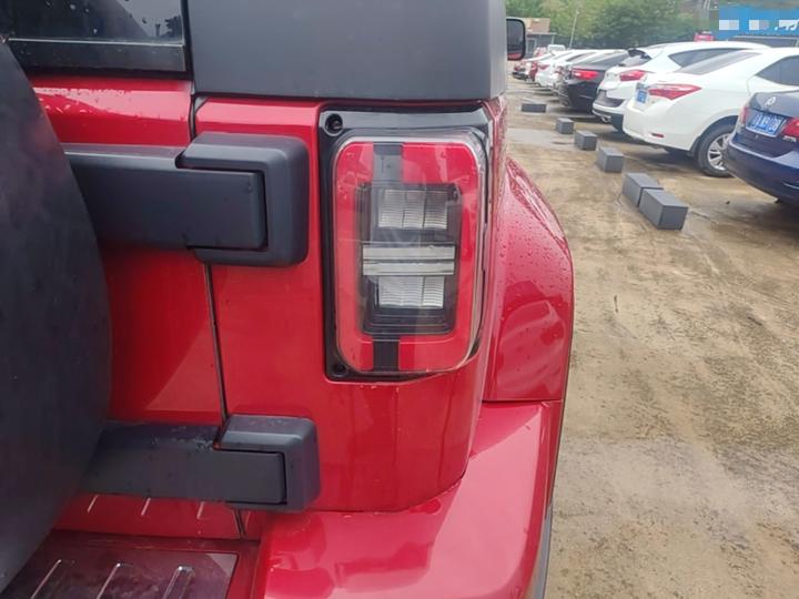 BJ40 2018 PLUS 2.3T AT AWD Exclusive China V photo 7