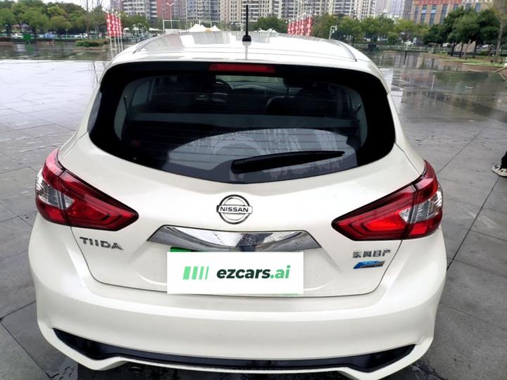 Tiida 2020 1.6L CVT photo 5