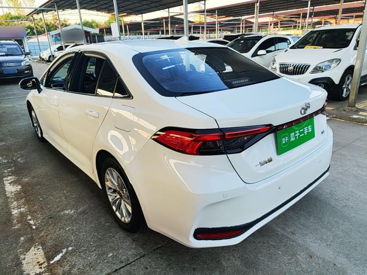 2022 2.0L Elite photo 4