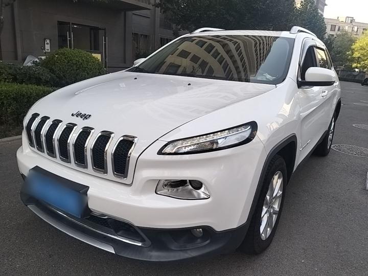 Cherokee 2017 2.4L Leading Smart