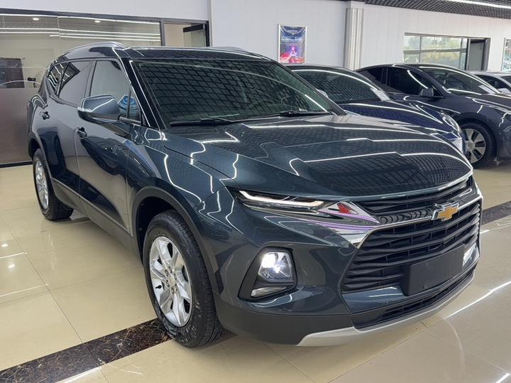2020 650T 7-Seater photo 3