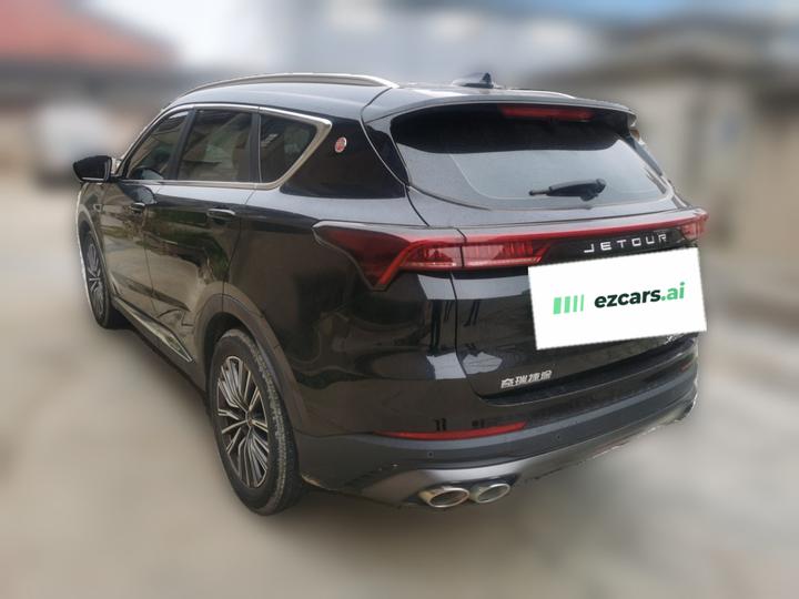 X70 PLUS 2023 1.6T DCT 5-Seater photo 4