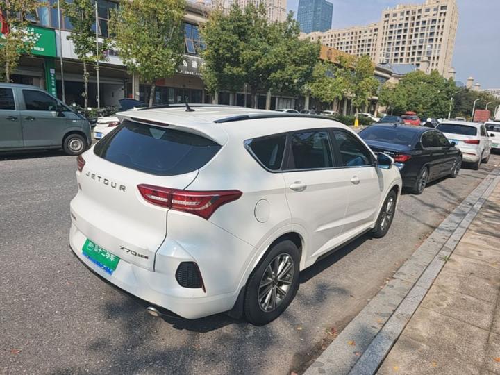 X70 2020 1.5T MT Cruise 6-Seater photo 7