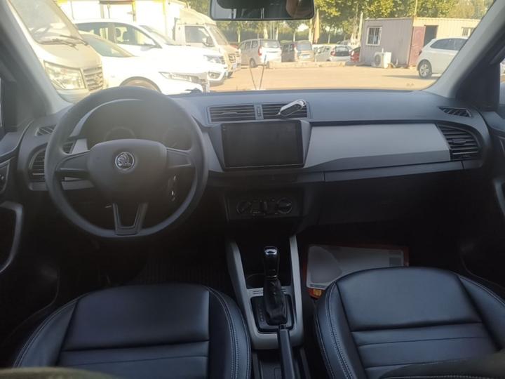 Fabia 2017 1.4L AT photo 5