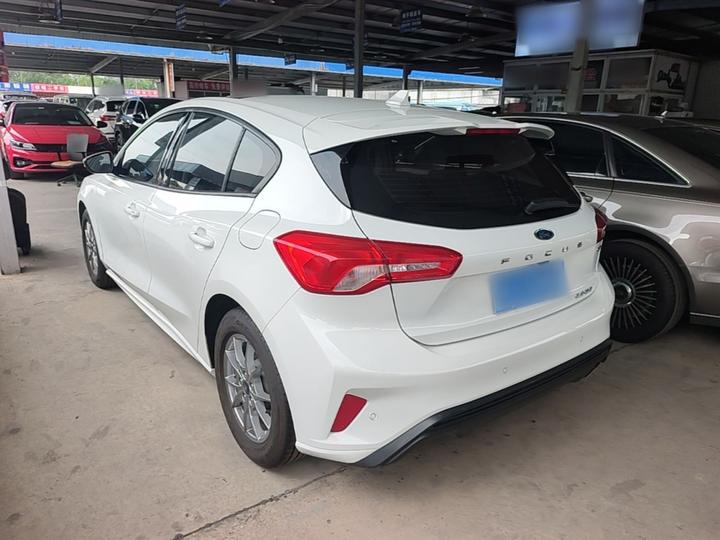Focus 2021 Hatchback EcoBoost 180 AT photo 4