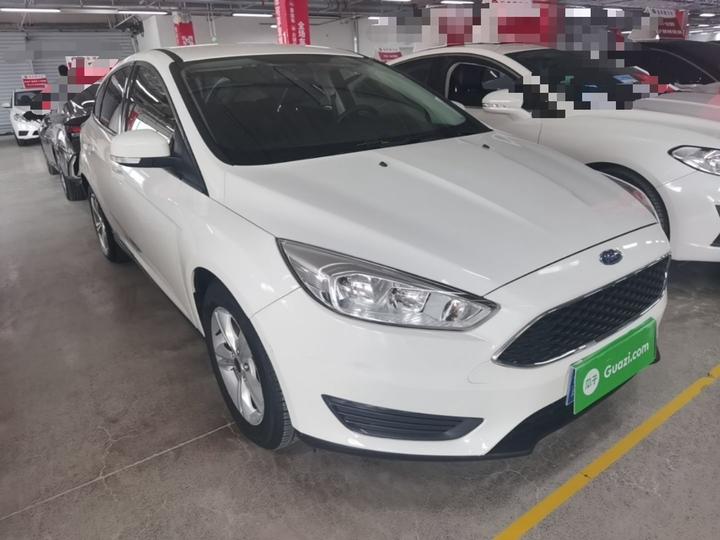 Focus 2018 Hatchback Classic 1.6L AT Comfort photo 3