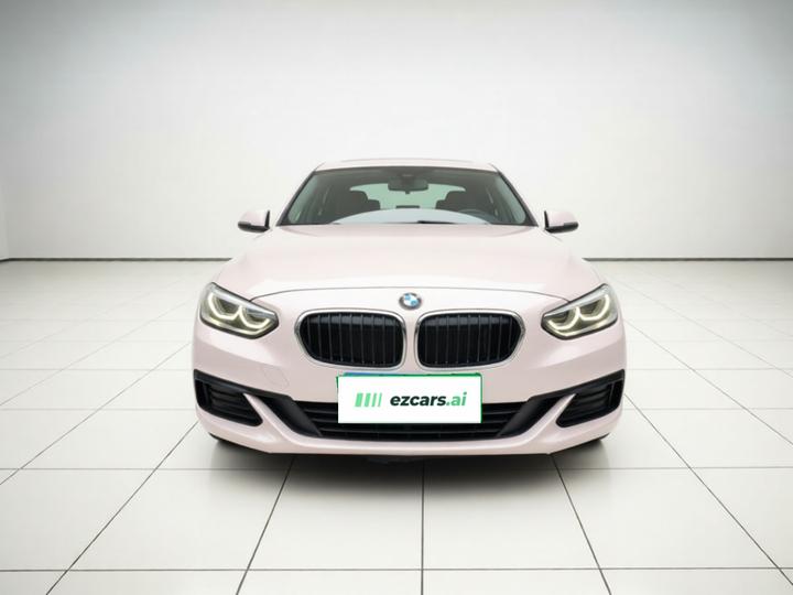 1 Series 2020 120i Fashion photo 2