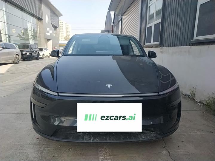 Model Y 2025 RWD photo 2