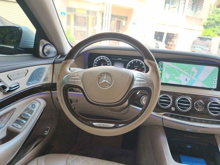 Maybach S-Class 2016 S 400 4MATIC photo 3