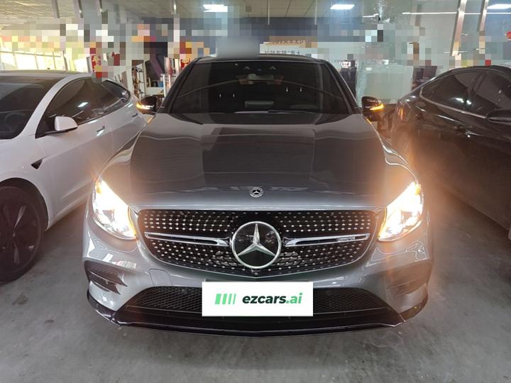 GLC Coupe AMG 2017 AMG GLC 43 4MATIC Coupe SUV photo 2