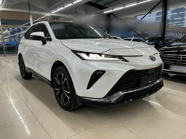 2023 2.0L CVT RWD Premium photo 3