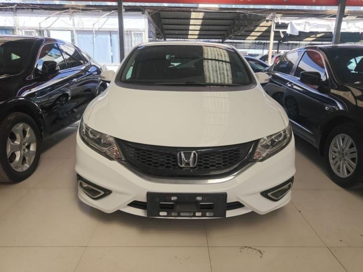 Jade 2014 1.8L CVT Luxury 5-Seater photo 2