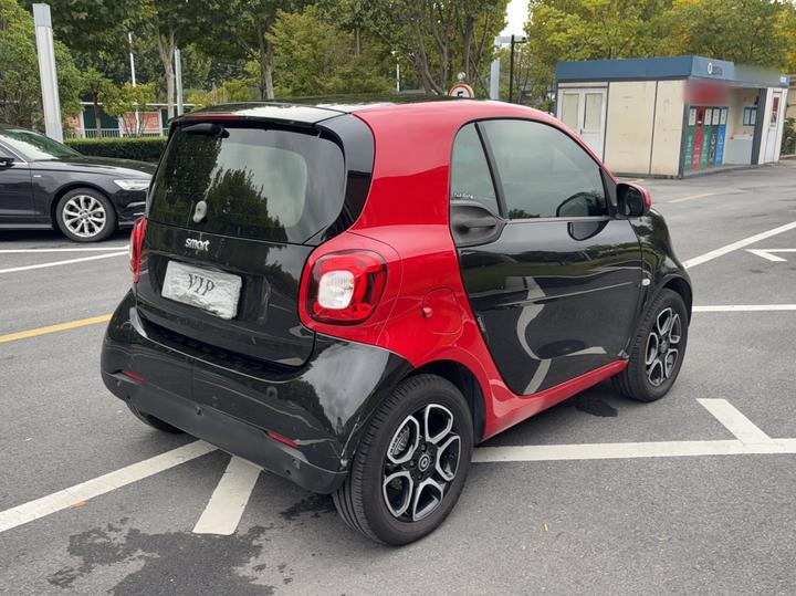 fortwo 2019 0.9T 66 Coupe China VI photo 4