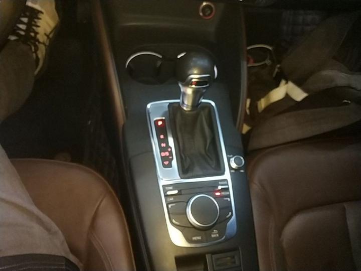 A3 2014 Limousine 35 TFSI AT Comfort photo 5