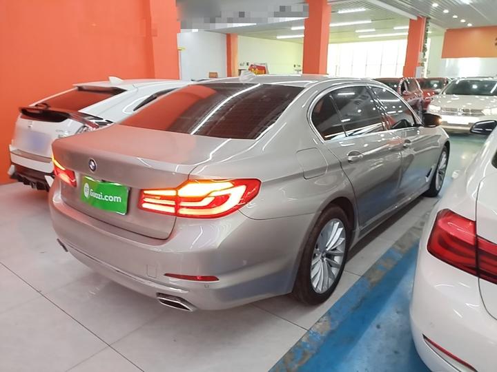 5 Series 2020 525Li Luxury photo 4