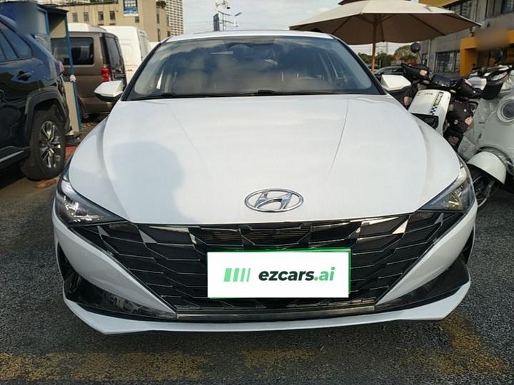 Elantra 2022 1.5L CVT LUX Premium photo 2