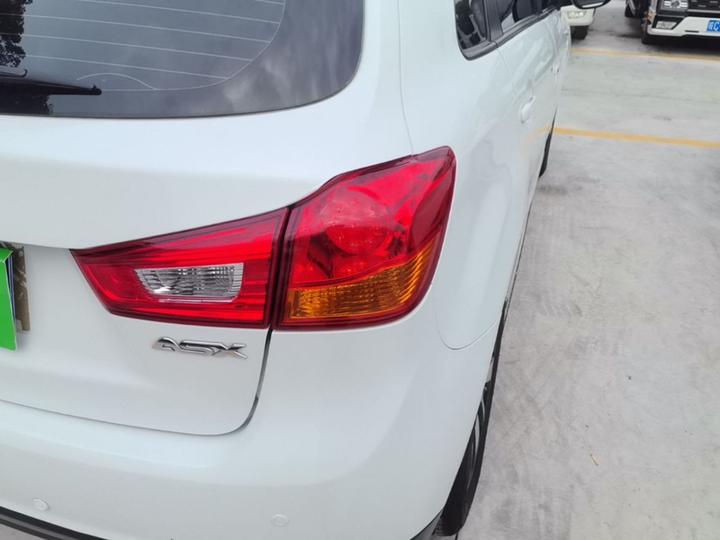 ASX 2018 2.0L CVT RWD Exclusive photo 7