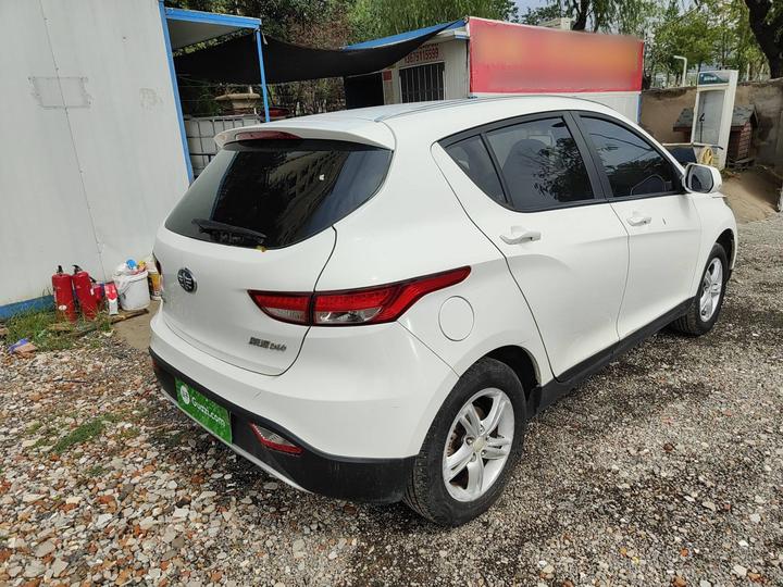 FAW D60 2015 1.5L MT Standard photo 4