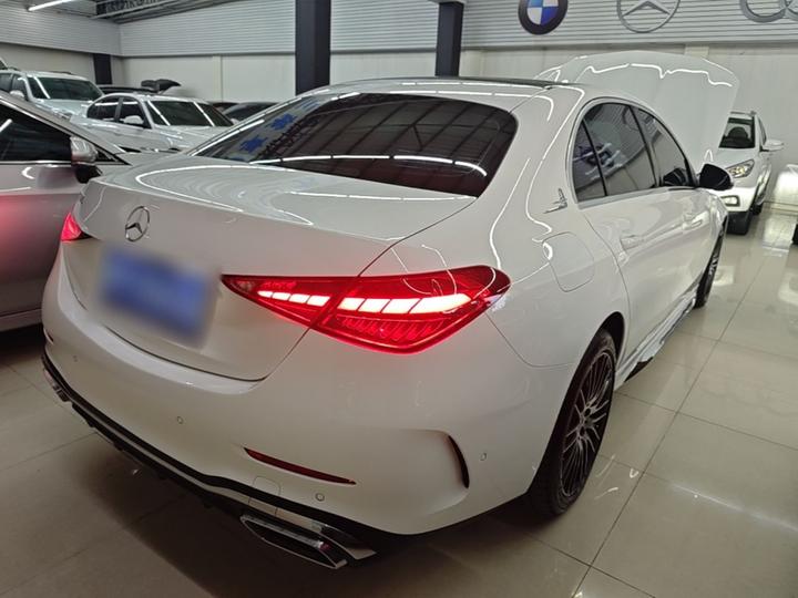 C-Class 2025 C 260 L Sport photo 6
