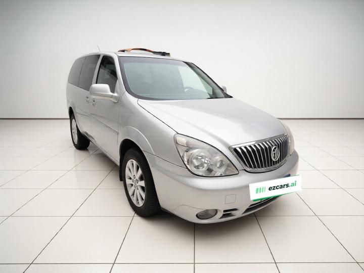 GL8 2014 2.4L Classic photo 3