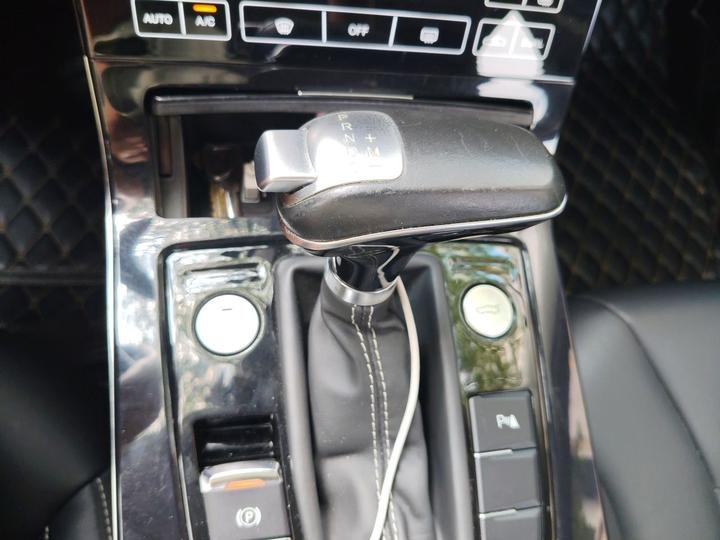 H5 2018 30TD Connected photo 6