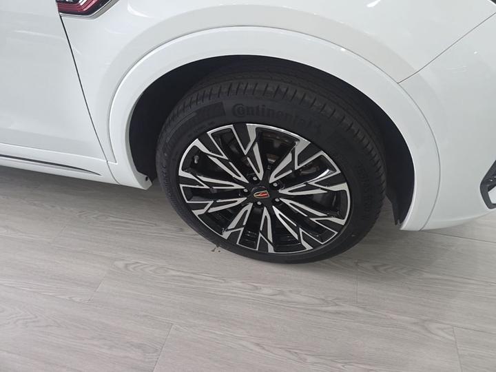 HS5 2023 2.0T AWD Pro photo 8