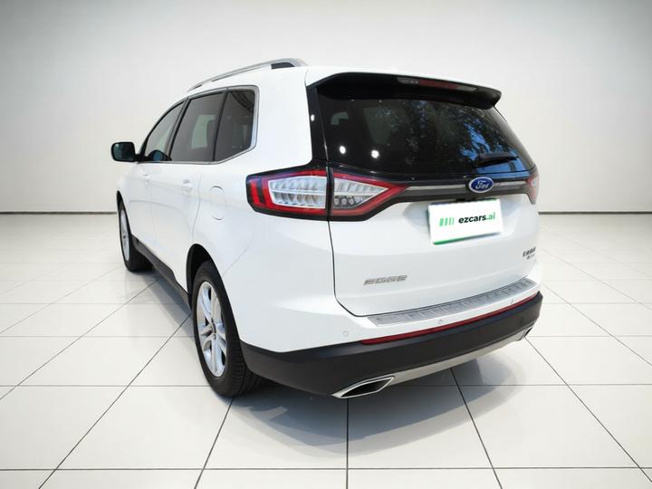 Edge 2016 EcoBoost 245 AWD 7-Seater photo 4